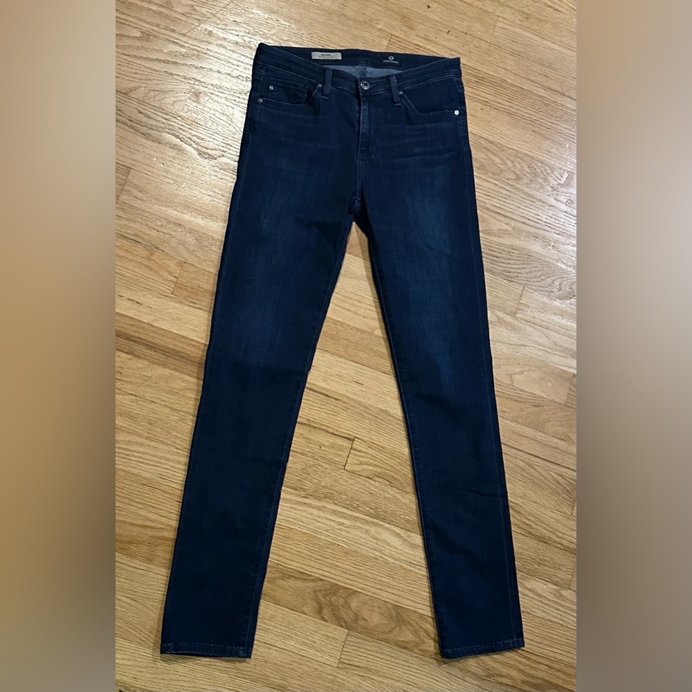 AG Adriano Goldschmied Dark Wash Denim THE PRIMA Mid Rise Cigarette jeans (26R)